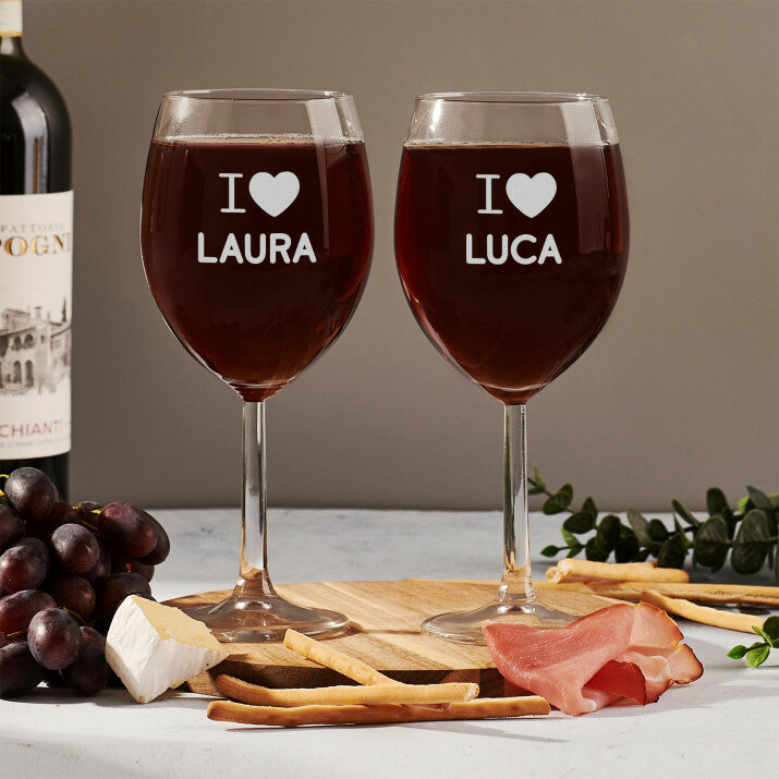 I love - Două pahare pentru vin cu gravură