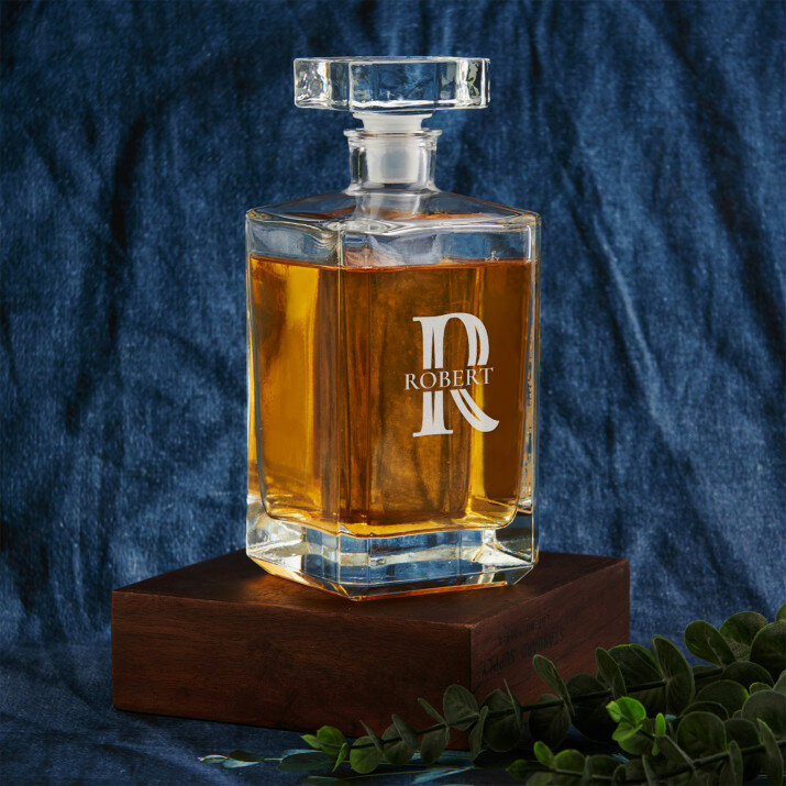 Inițiale nume - Carafă pentru whisky 0,7l