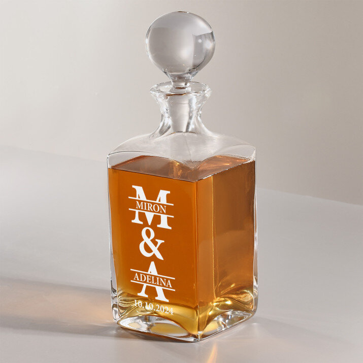 Inițială cu nume pentru cuplu - Carafă pentru whisky