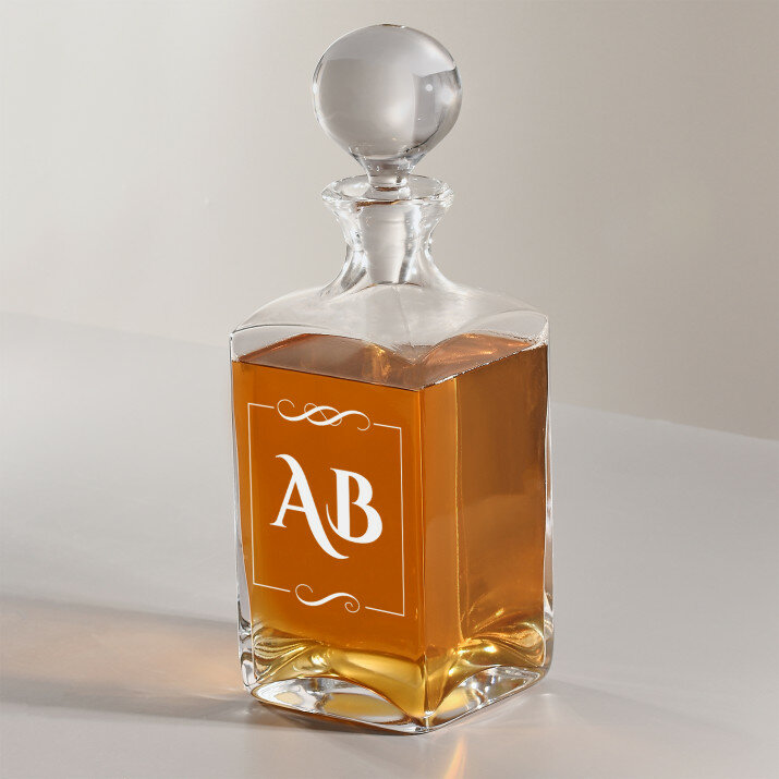 Inițiale - Carafă pentru whisky