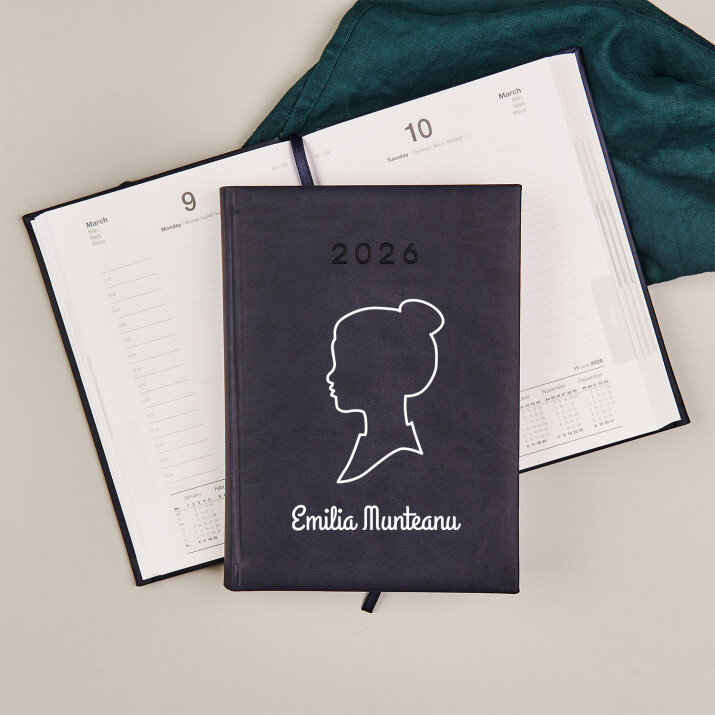 femeie - Calendar femeie - Calendar