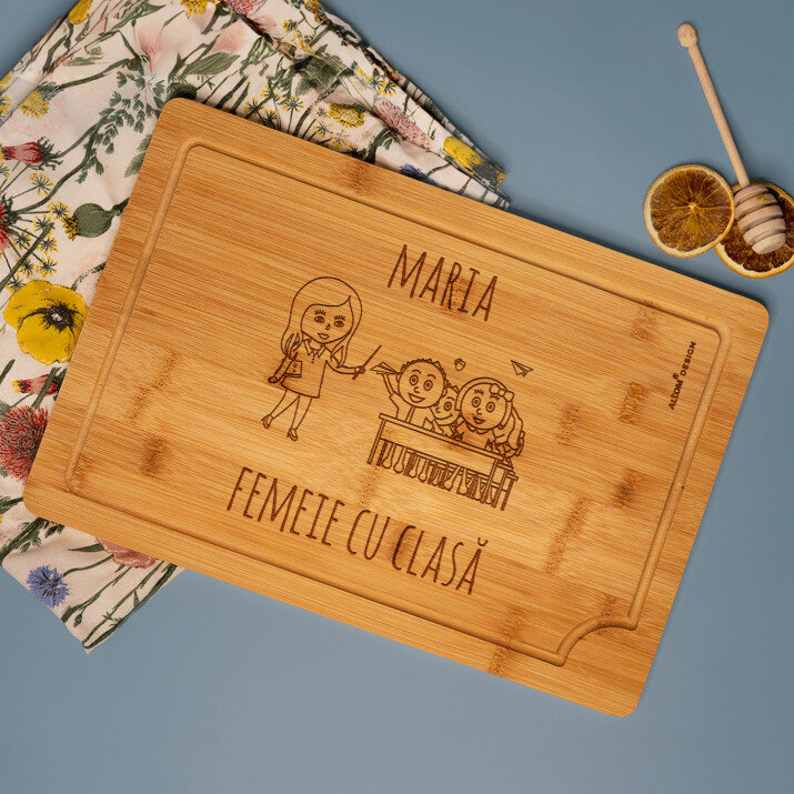 Femeie cu clasă - Tocător din bambuc