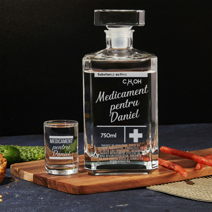 Medicament - Carafă și păhărele pentru vodcă