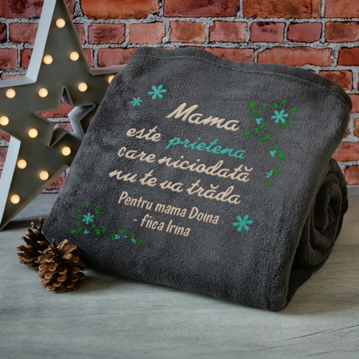 Mama - Pătură Brodată