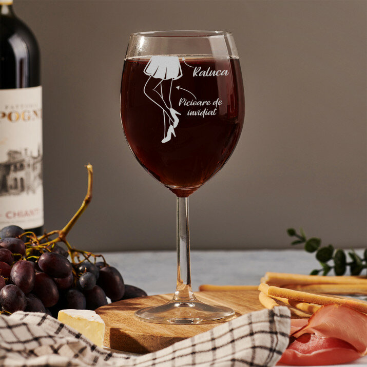Picioare de invidiat - Pahar pentru vin