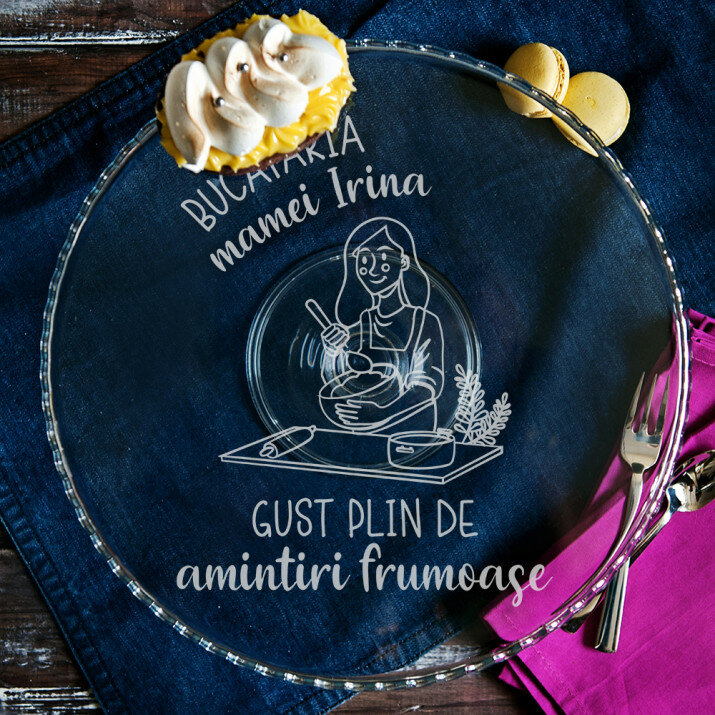 Un gust plin de amintiri - Suport pentru prăjitură