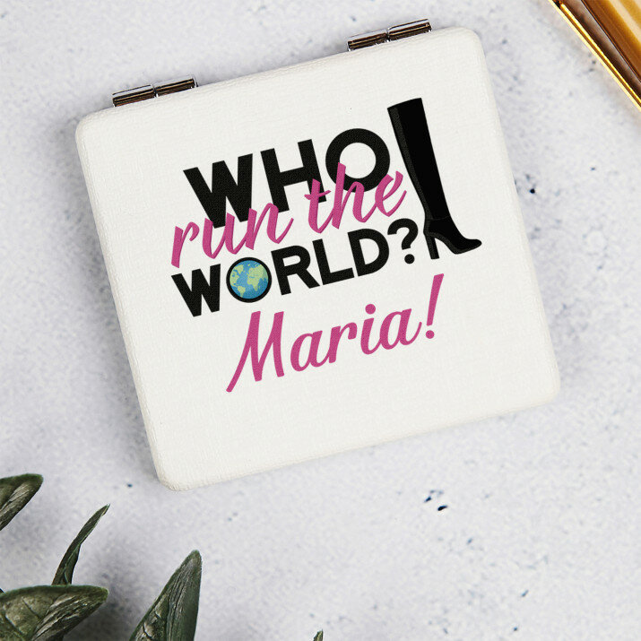 Who run the world - Oglindă de buzunar
