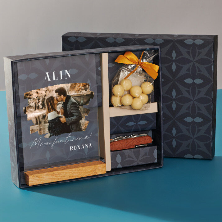 Set cadou pentru iubit cu imprimare pe sticlă și briceag