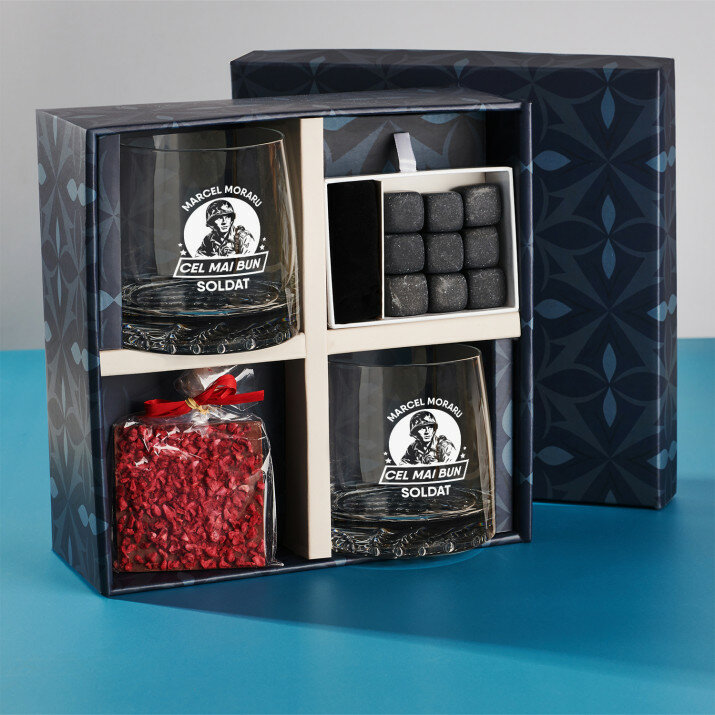 Set cadou pentru soldat, cu pahare pentru whisky