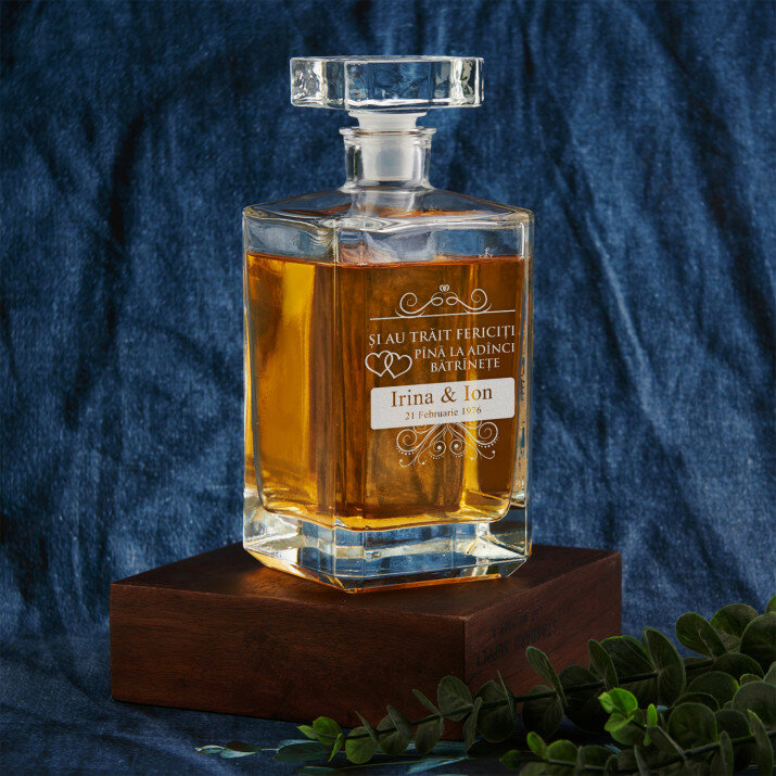 Au trăit fericiți pînă la adînci batrânețe - Carafă pentru whisky 0,7l