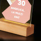 Aniversarea 30 de ani - Imprimare pe sticlă acrilică cu suport LED